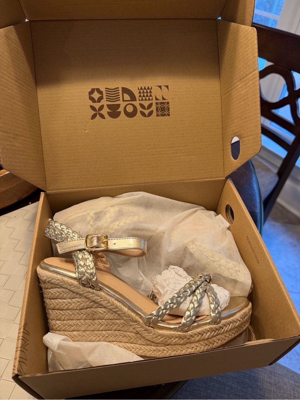 Gold wedge, Size 8